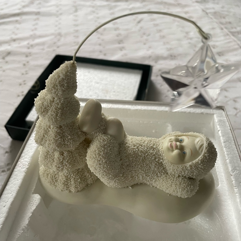 5 pieces Charming Cream Snow Baby Figurine